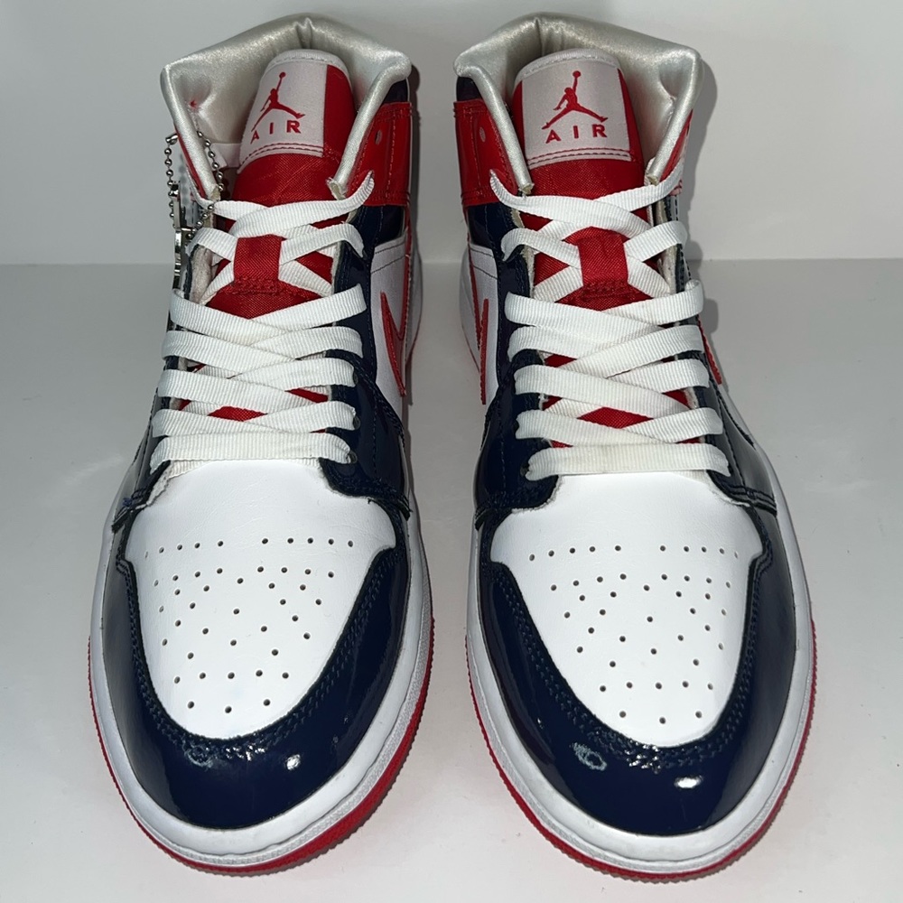 Nike Air Jordan 1 Mid “Champ Colors” DJ5984-400 Women's Size 9.5 Men Size 8.5